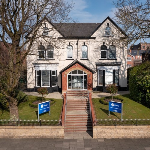Bolton
Address: Hazlemere, 70 Chorley New Road, BL1 4BY
Tel: 01204 388675